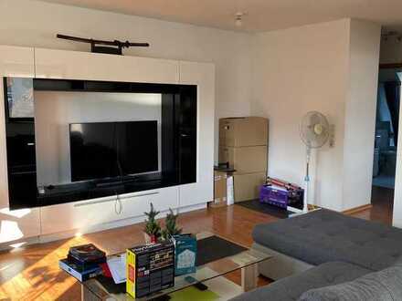 Attraktive 1-Zimmer-DG-Wohnung mit EBK in Albertshofen