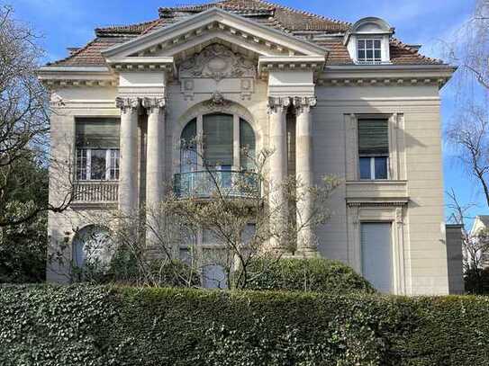 Exklusiver Firmensitz! Art Deco Villa mit luxuriöser Innenausstattung in Wiesbaden Südost