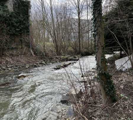 Süd-Grundstück direkt am Angerbach! Für individuelle Bebauung mit b.on baupartner