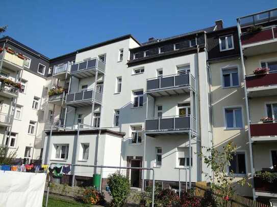 Wohlfühlen garantiert! 3-R.-Whg m. Balkon -Nähe Zeisigwald- auch WG-geeignet