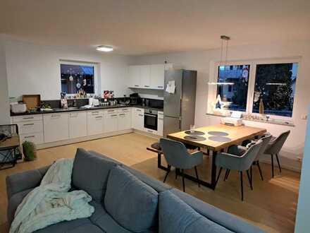 Exklusive 4-Zimmer Wohnung | Baujahr 2023 | Terrasse | Einbauküche | Tiefgaragenstellplatz