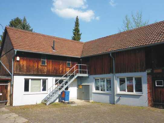 KA-Durlach / Gewerbeflächen im Rückgebäude zur Nutzung als Lager/Werkstatt / ab sofort