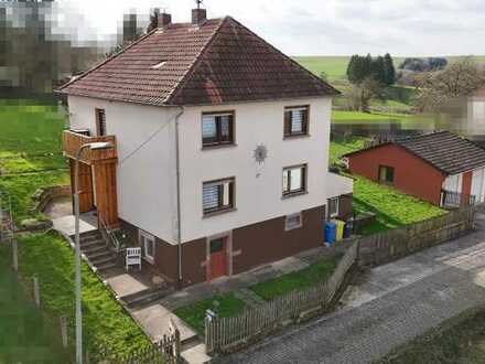 +++Reizvolles und modernisiertes Einfamilienhaus mit Südwestgarten, Terrasse und Doppelagarage in...