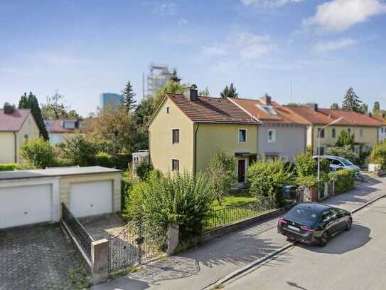 Einzigartige DHH mit Wintergarten und großem Garten in begehrtester Lage - München-Bogenhausen