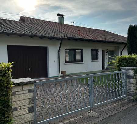 Geräumiges Einfamilienhaus mit traumhaftem Ausblick in bester Lage in Albstadt-Laufen