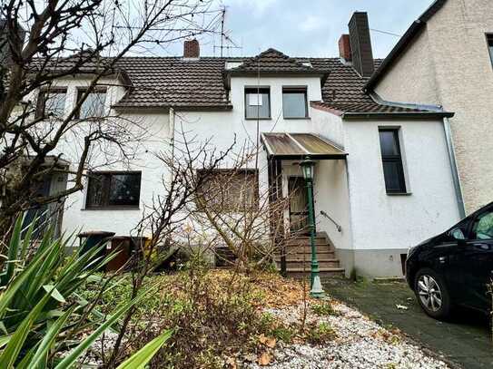 Handwerker aufgepasst!!! Sanierungsobjekt in Brühl Heide mit großem Garten!!!