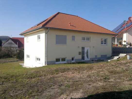 Neuer Preis - Modernes Einfamilienhaus auf Erbpachtgrundstück mit toller Aussicht