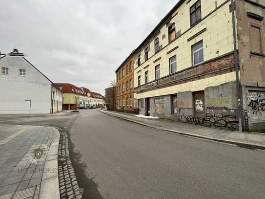 Wohn und Gewerbehaus baufällig im Stadtzentrum von Finsterwalde