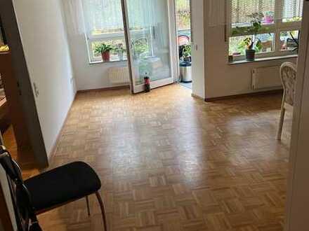 Attraktive und gepflegte 2-Raum-Wohnung mit Balkon und Einbauküche in Altensteig