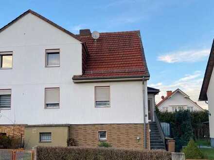 Doppelhaushälfte in Ortsrandlage - perfekt für die junge Familie