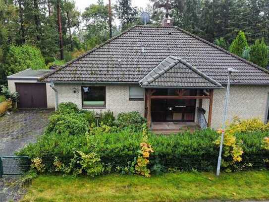 Winkelbungalow in ruhiger Ortsrandlage