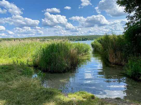 Herrliches Sonnen-Baugrundstück in Ruhiglage unweit vom Kalksee mit hervorragender Infrastruktur