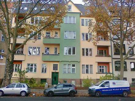 Sanierte und modernisierte 4,5-Zimmer Whg in 12105 Mariendorf - keine WG´s