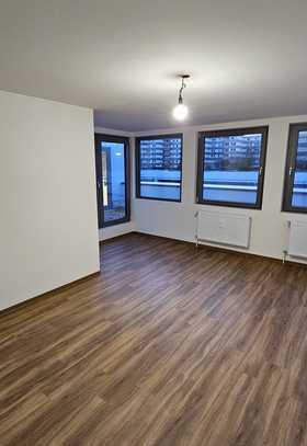 Büro-/Praxisfläche mit Dachterrassen in Stuttgart-Botnang in attraktivem Nahversorgungszentrum