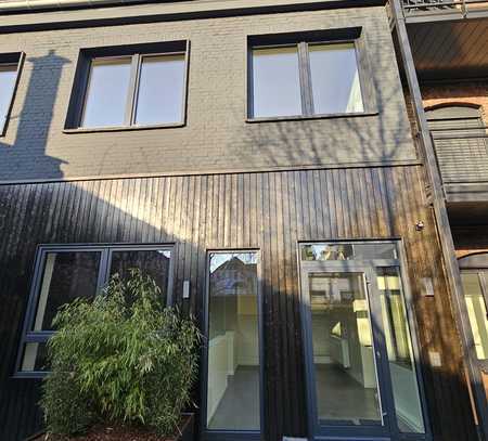 Kernsanierte, einzigartige Loftflächen mit Altbaucharme im Hinterhof