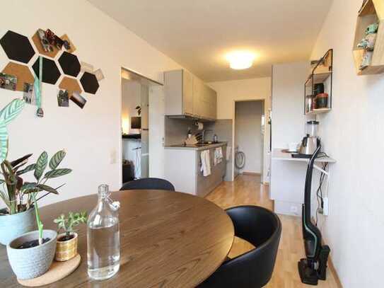 Moderne Wohnung mit EBK & Balkon naturnah an der RUB