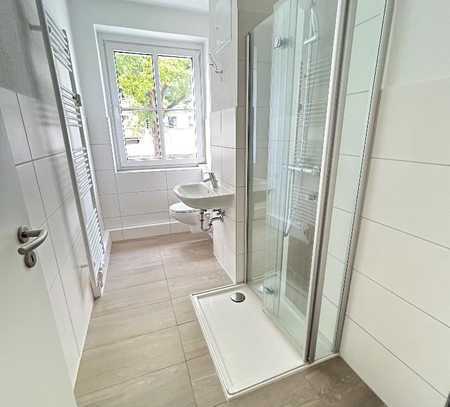 Neues Schmuckstück - sanierte 2 Zimmer Wohnung mit Dusche!