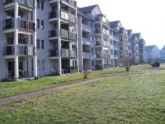 MA-Niederfeld : Stadtwohnung mit Stellplatz in gesuchter Lage