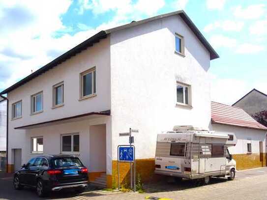 Großzügiges 3-5 Familienhaus in familienfreundlicher Lage