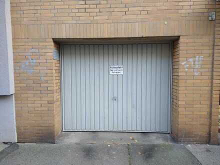 ab Juli // Garage im Volgersweg Ecke Bödekerstraße