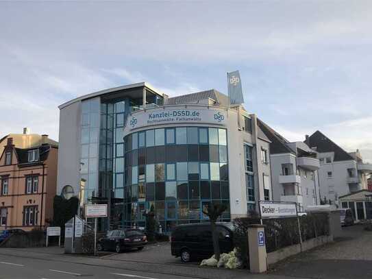 Renommierte Penthouse-Fläche ! Moderne Büroräume mit bester Anbindung und Sichtbarkeit