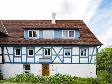 Ruhig gelegenes Wohnparadies für die ganze Familie mit großem Garten und Doppelgarage