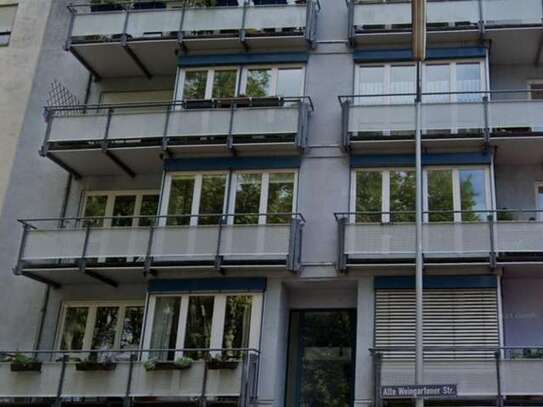 Moderne 2 Zimmerwohnung mit Balkon, Einbauküche und Stellplatz in Durlach