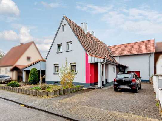 Einfamilienhaus mit großem Garten und Pool in Herxheim