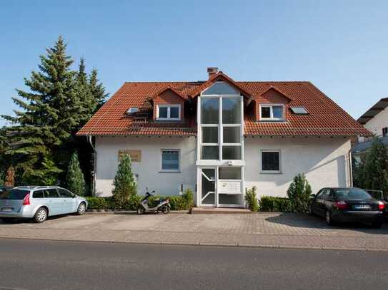 Fair-Preis: 3,5-Zimmer-DG-Maisonette-Wohnung mit Balkon/Loggia und EBK