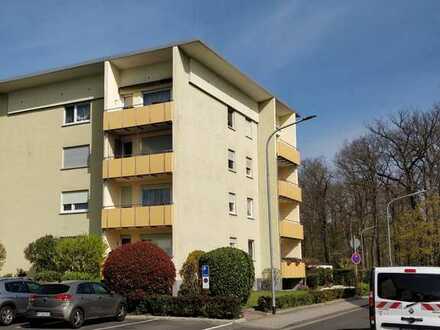 Exklusive, gepflegte 2-Zimmer-Erdgeschosswohnung mit Balkon in Obertshausen