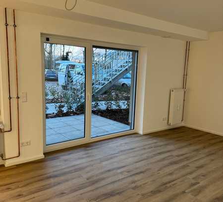 Helle 1,5 Zimmer Whg mit Terrasse und Kfz-Stellplatz in Karlsruhe