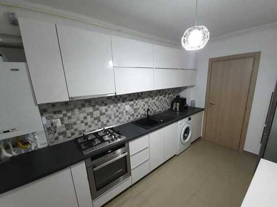 Freundliche und gepflegte 2-Raum-Wohnung mit Balkon und EBK in Saalfeld/Saale