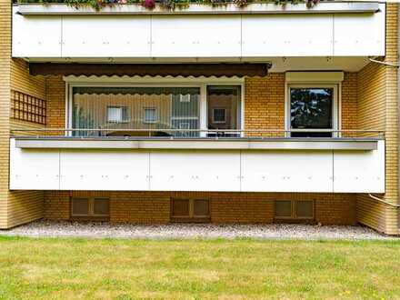 Freundliche 3-Raum-Hochparterre-Wohnung mit EBK und Balkon in Henstedt-Ulzburg