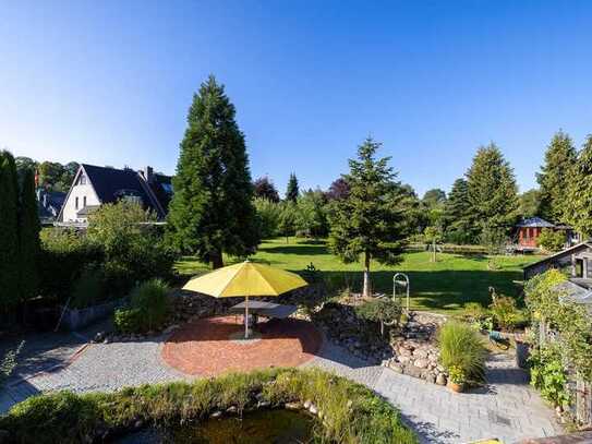 Stilvolle 3,5-Raum-Erdgeschosswohnung mit wunderschönen Garten und Schwimmteichin Scharbeutz