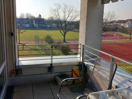 Betreutes Wohnen - seniorengerechte 2-ZKB-Wohnung, Balkon und Stellplatz