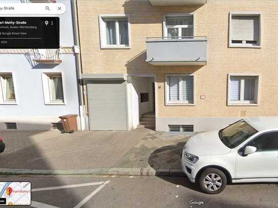 Stellplatz in abgeschlossenen und umzäunten Hof