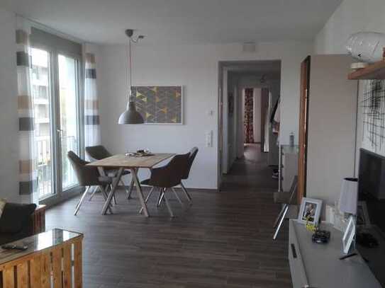 2-Zimmer-Wohnung mit Balkon und Einbauküche am Höhenpark Killesberg