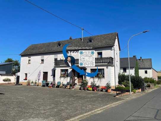 Gemütliches Einfamilienwohnhaus in ruhiger Ortslage der Eifelgemeinde Forst (Eifel)