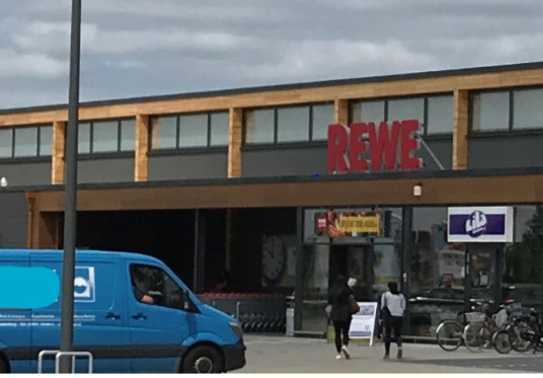 Attraktive Mietfläche (Bäcker mit Cafè) im REWE Vorkassenbereich in Pasewalk