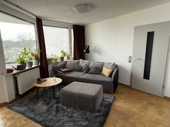 Helle 3-Zimmer-Wohnung mit großem Balkon, EBK und Parkplatz in Sulzbach-Rosenberg