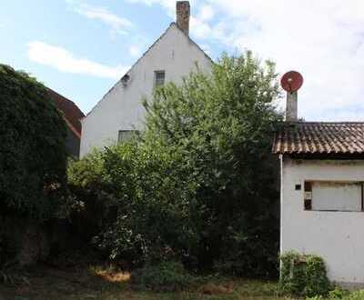Jetzt anpacken* Sanierungsbedürftiges Wohnhaus + Bauplatz in Saulheim