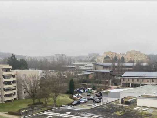 2-Zimmer-Wohnung mit Einbauküche, Garage und Stellplatzin in Pforzheim Haidach