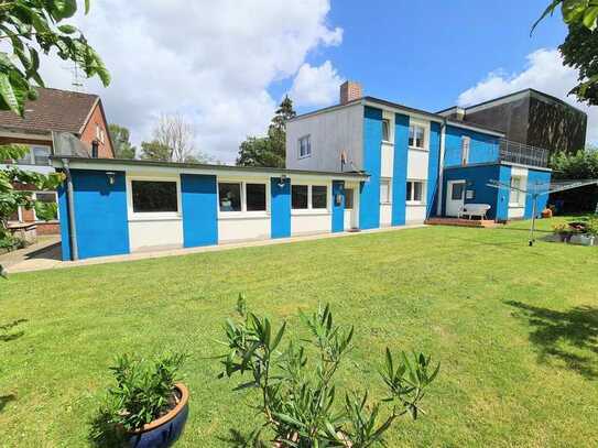 Mehrfamilienhaus mit schönem Garten in 25524 Itzehoe