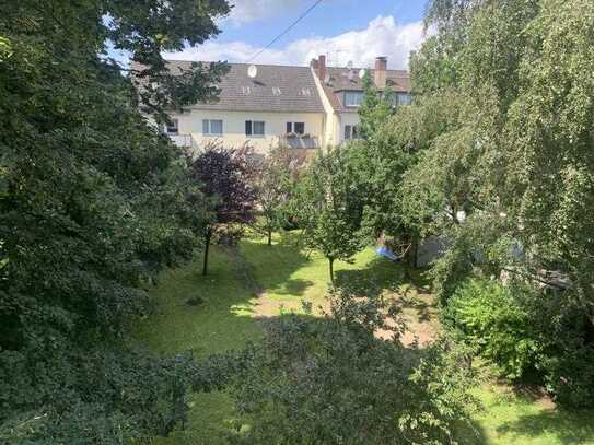 Schöne 2-Zimmer-Wohnung in Wanheimerort mit Balkon im 2.OG!