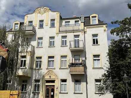 Frisch nach der Sanierung, 2-Raum Wohnung zum Hinterhof