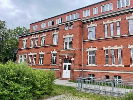 3 Zimmer Altbauwohnung - Britzer Parkvillen - große Loggia - Tiefgaragen-Stellplatz