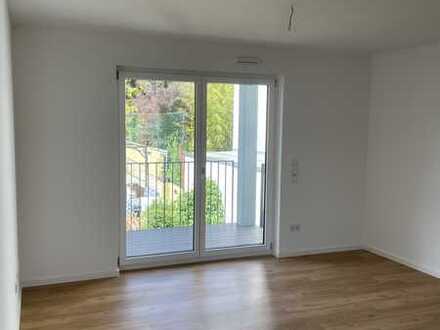 Ruhige 2,5 Zimmer-Wohnung mit Balkon und Einbauküche
