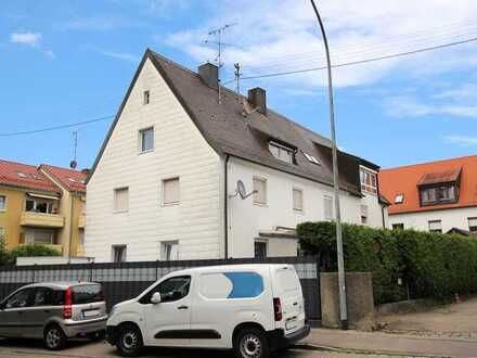 Dachgeschosswohnung für Handwerker!