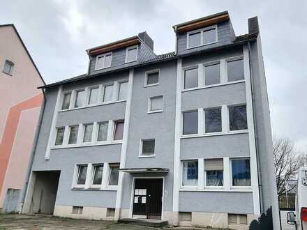 Sanierte Dachgeschoss-Wohnung mit großer Loggia am Rhein-Herne Kanal