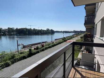 Neubau 4-Zimmer-Wohnung mit Balkon und EBK und Havelblick in Berlin Spandau